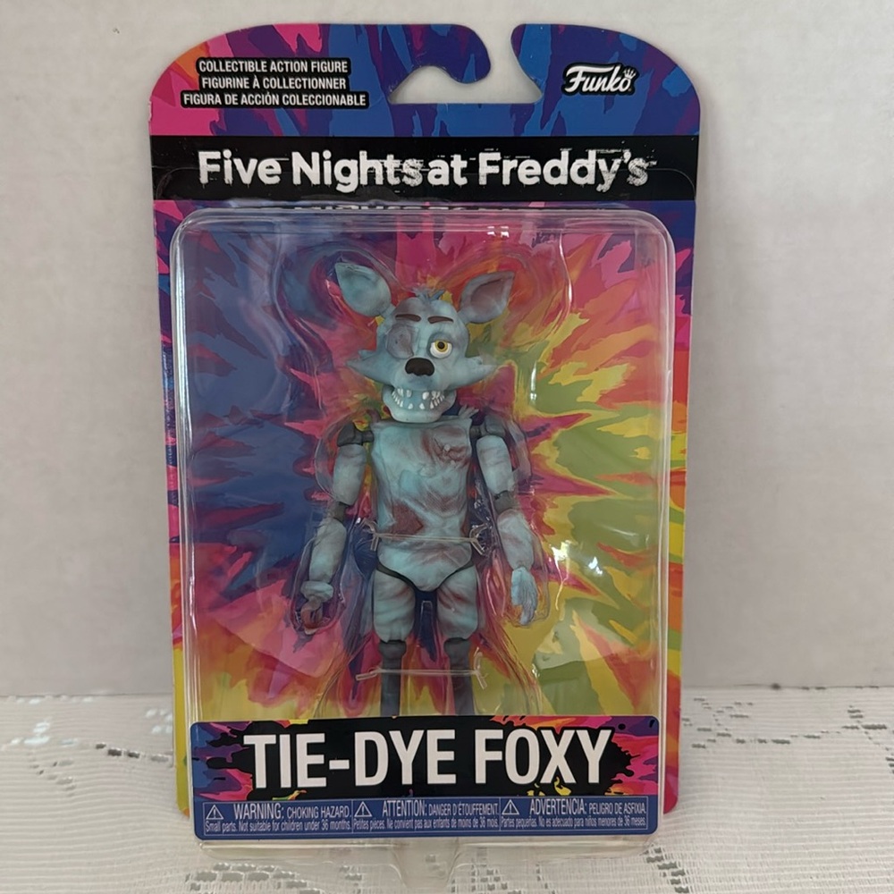 Five Nights at Freddy’s Tie-Dye Foxy Collectible Action Figure Funko FNAF